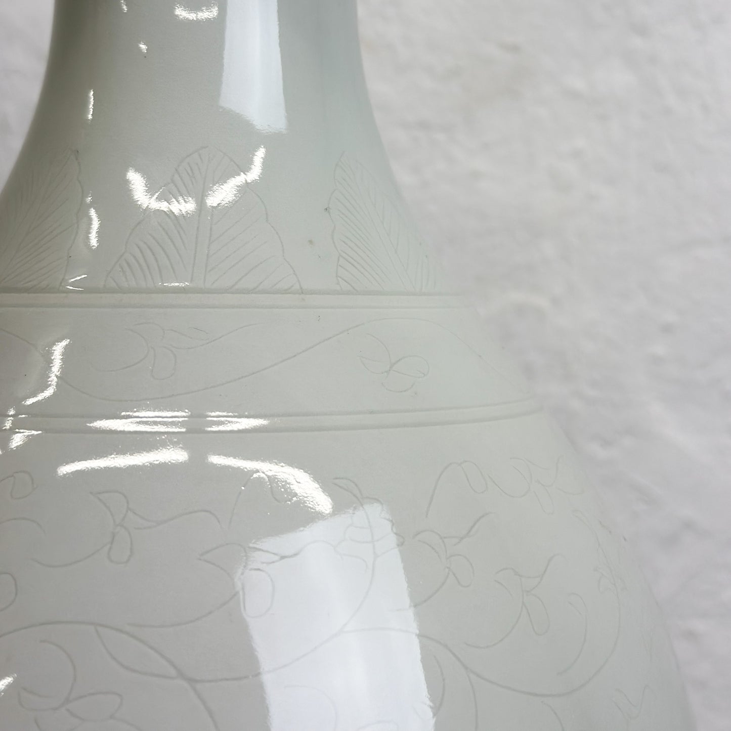 Chinese-Embossed-White-Porcelain-Pear-Shaped-Vase