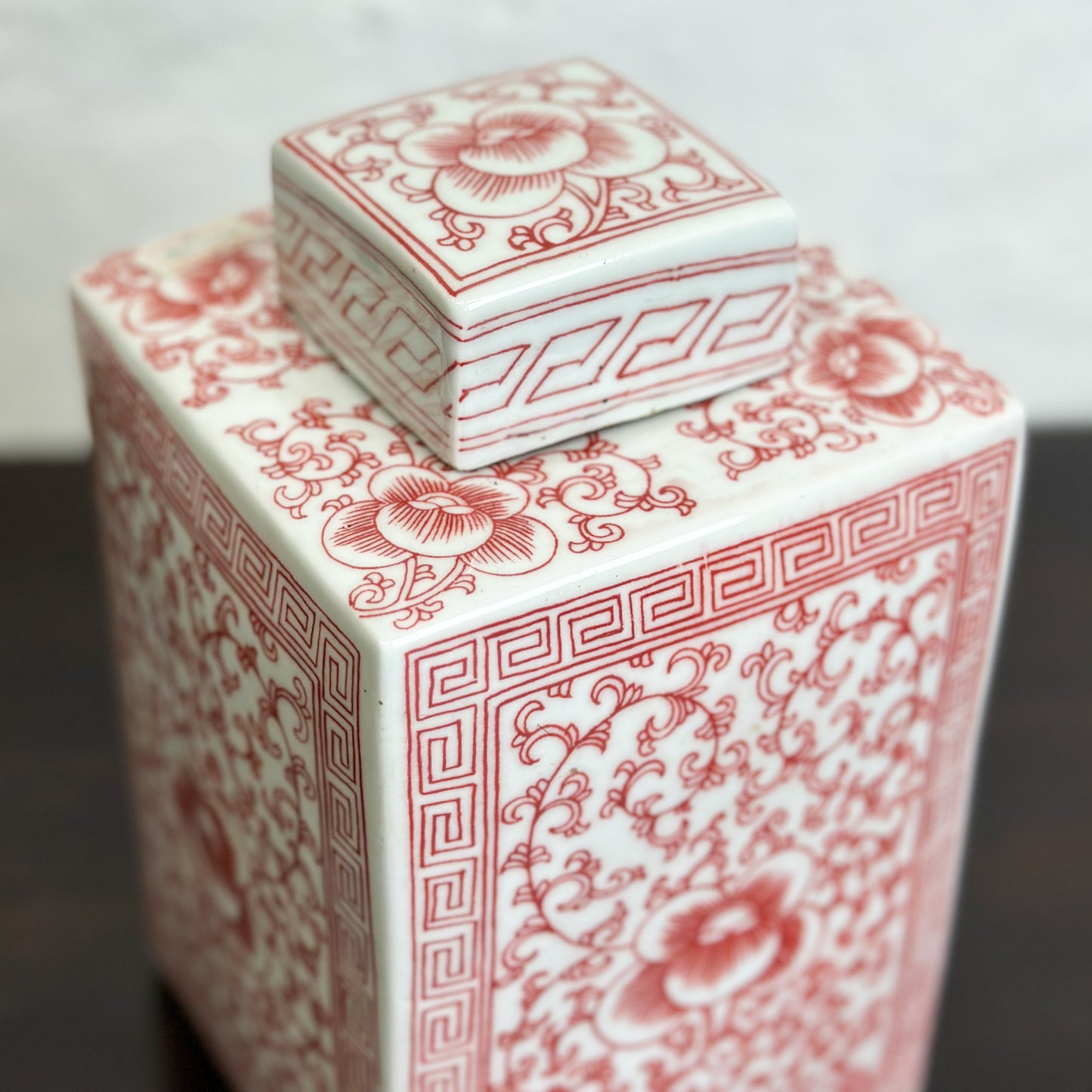 Chinese-Porcelain-Square-Tea-Container-Vermillion-Red-and-White-Prunus-Flower-Vines4