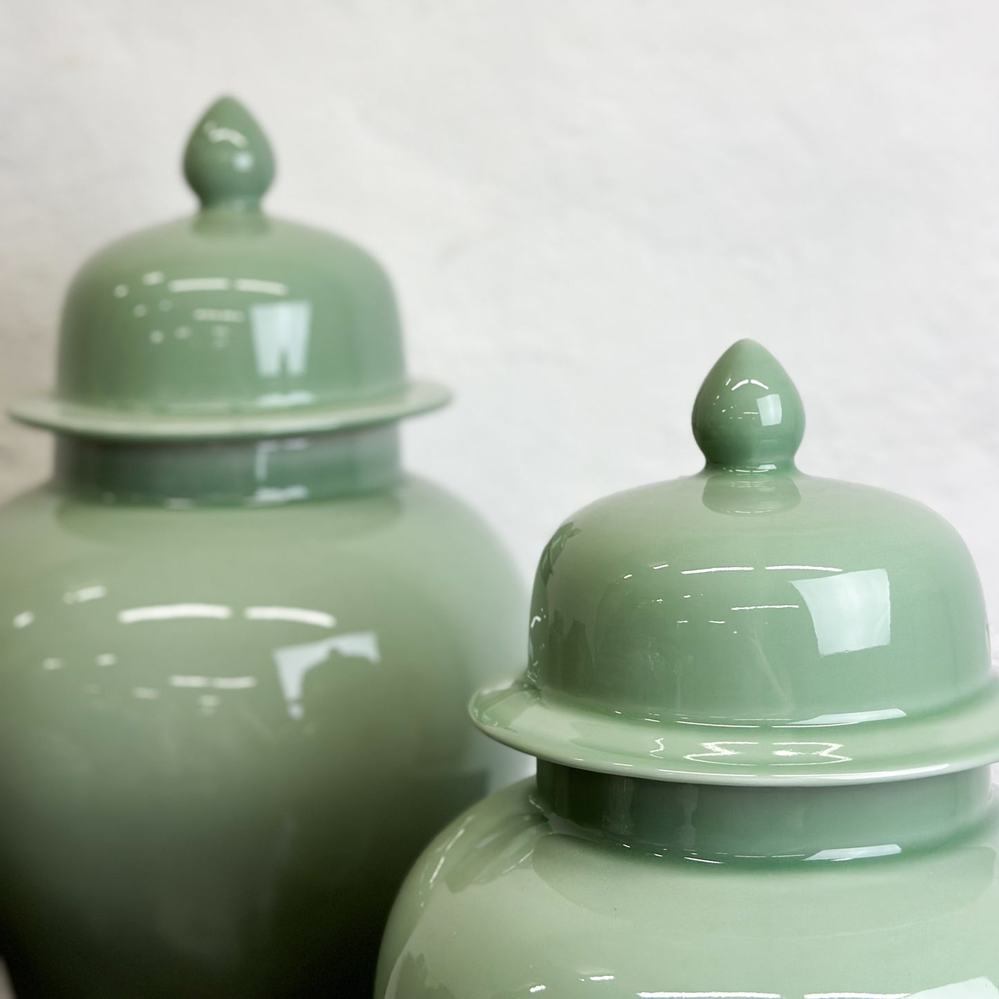 '-Chinese-Porcelain-Temple-Jar-Mint-Green