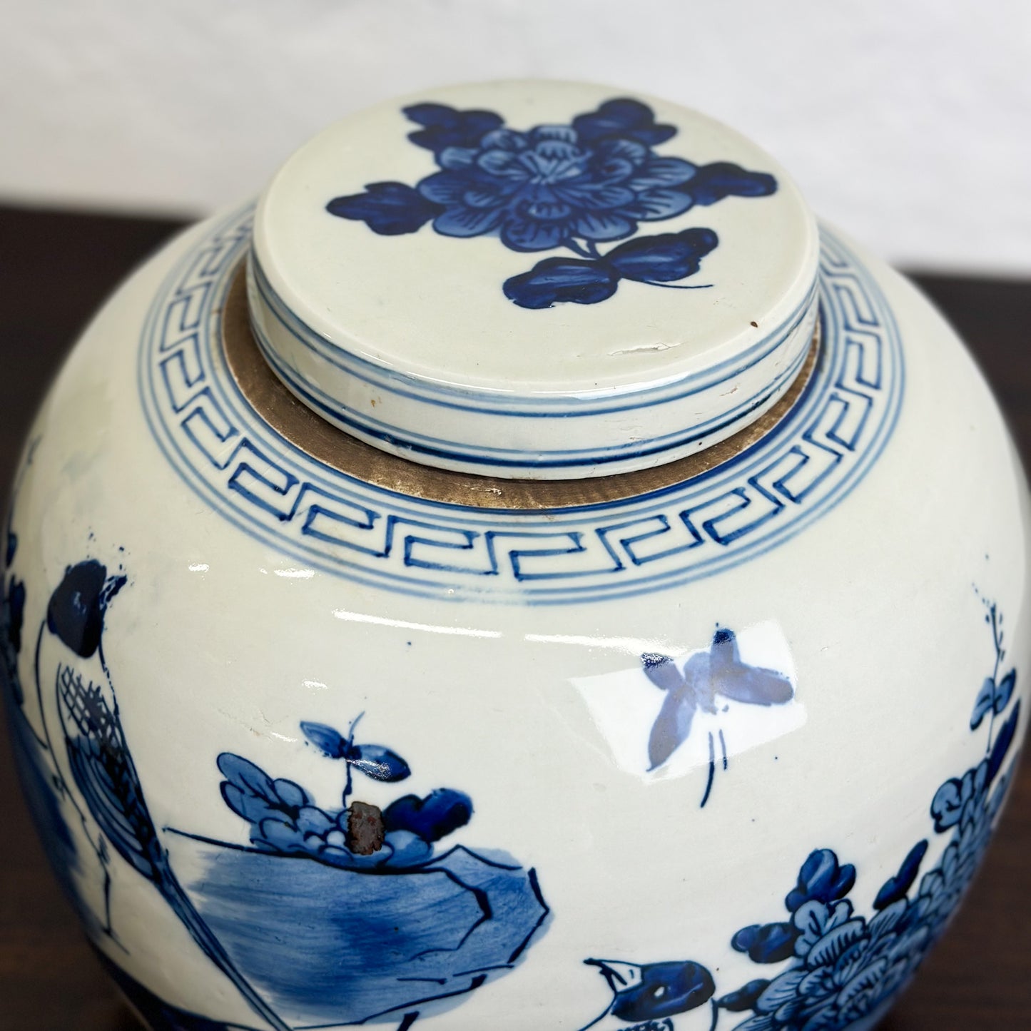 Chinese-Blue-and-White-Porcelain-Ginger-Jar-Garden-Bird