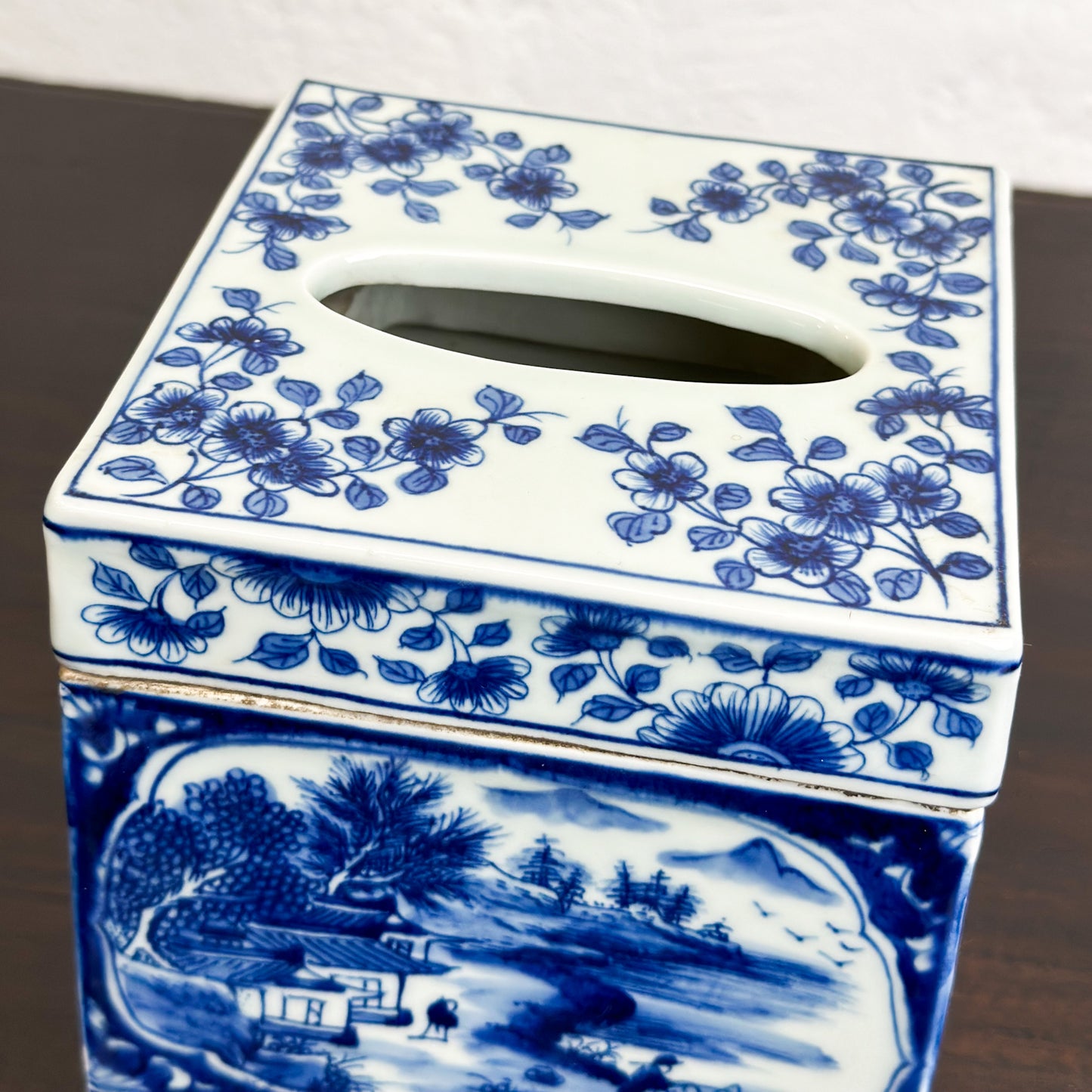 Chinese-Blue-and-White-Porcelain-Tissue-Box3