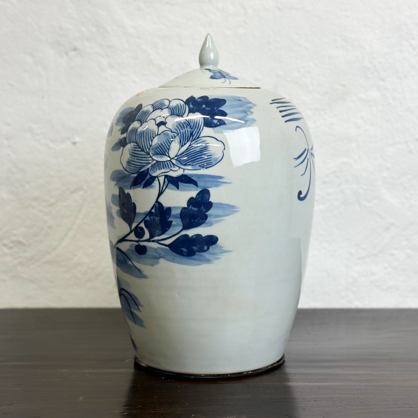 Lotus Pond Porcelain Melon Jar