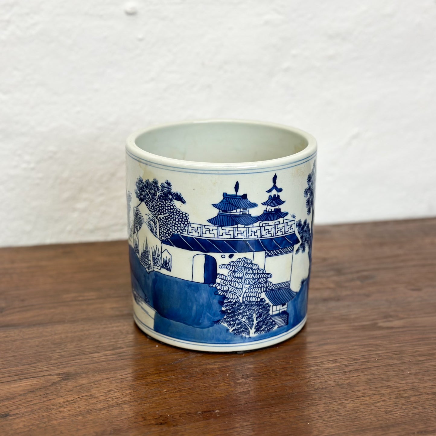 Village Scene Porcelain Paintbrush Holder I
