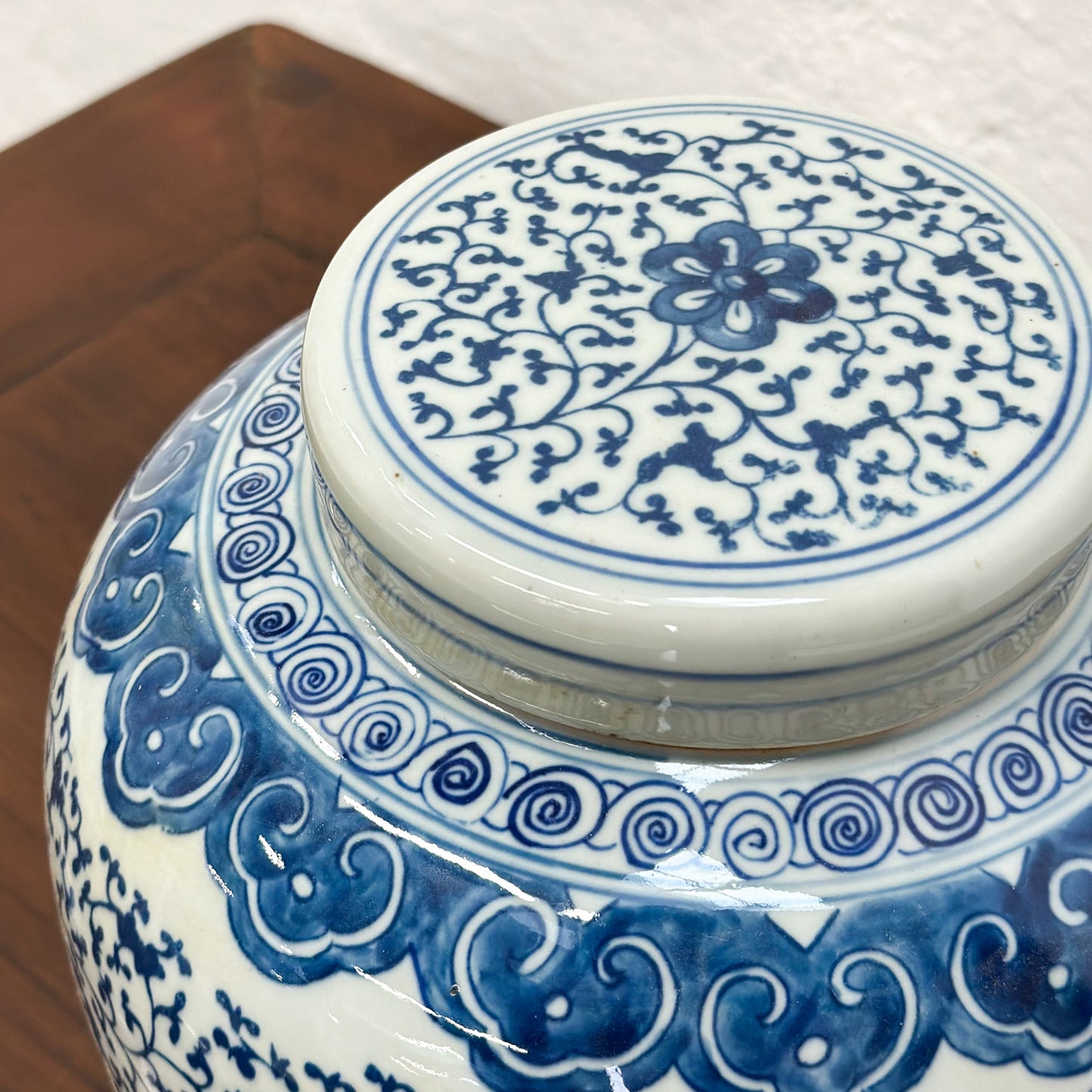 Flower & Vine Porcelain Ginger Jar