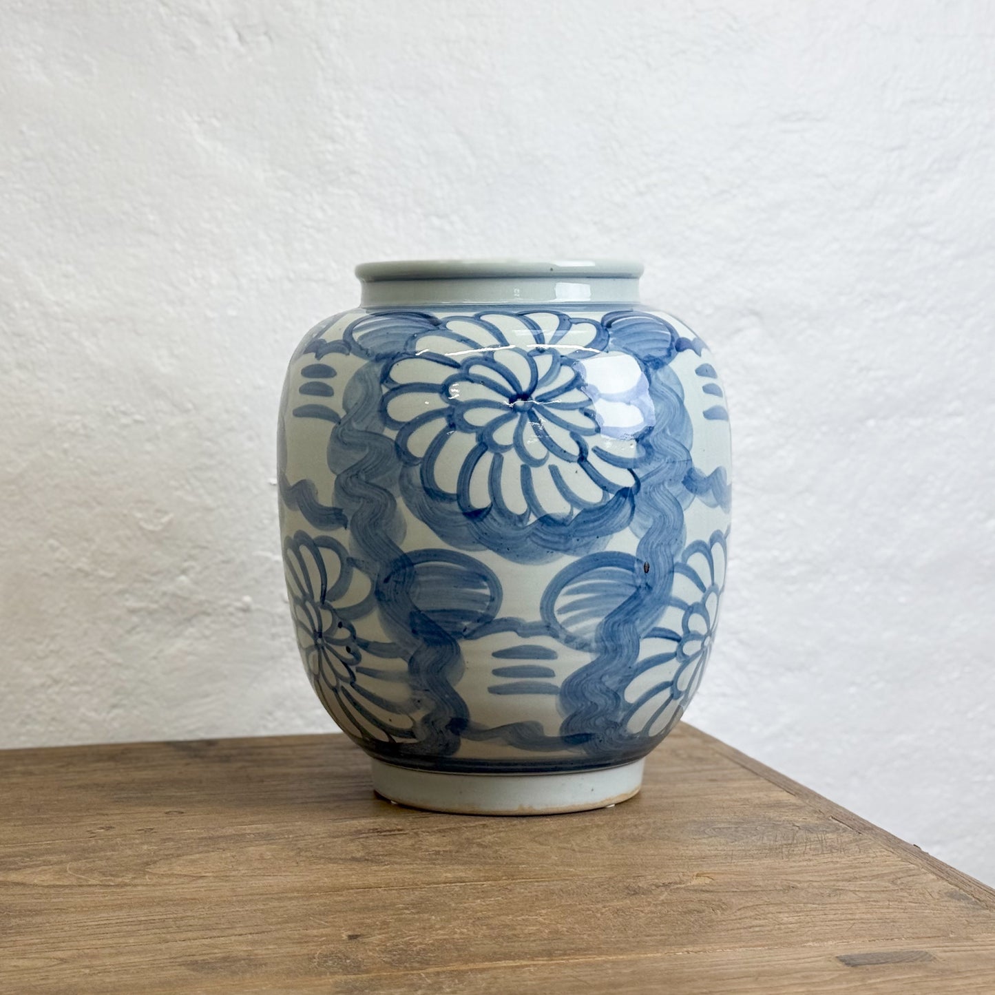 POR9995-China-Chinese-Porcelain-Blue-White-Korean-Style-Cloud-Vase.4