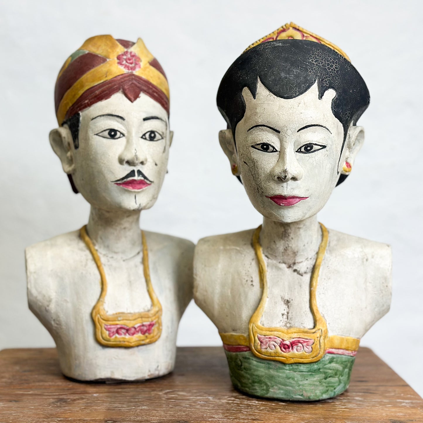 Loro Blonyo Statue Set