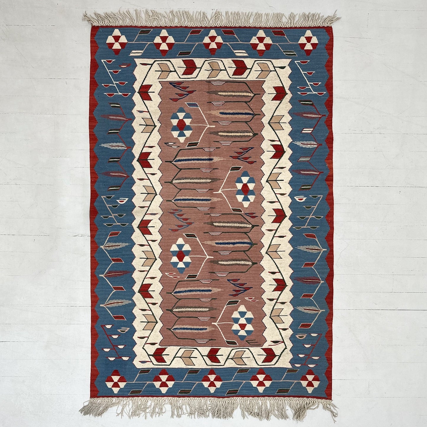 Usak Vintage Kilim Rug