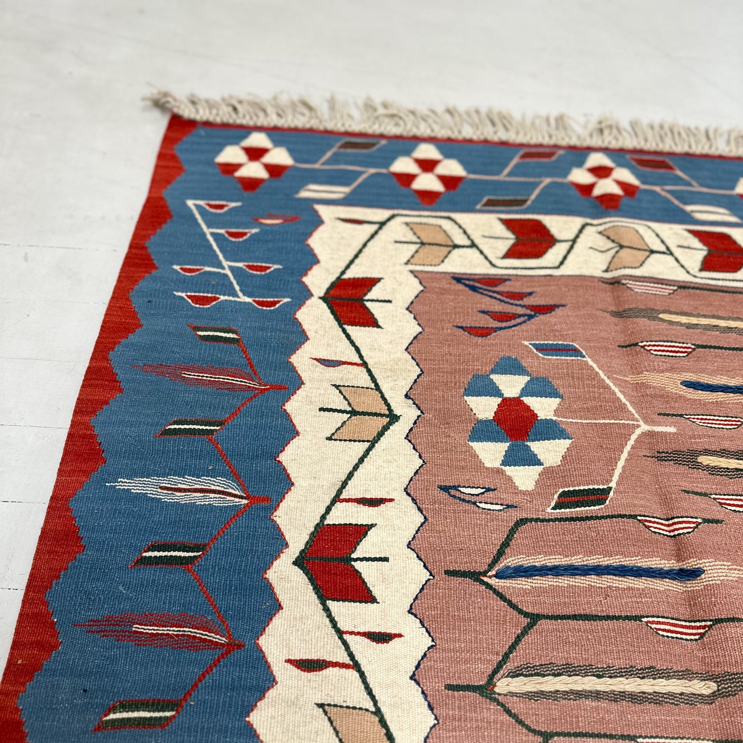 Usak Vintage Kilim Rug