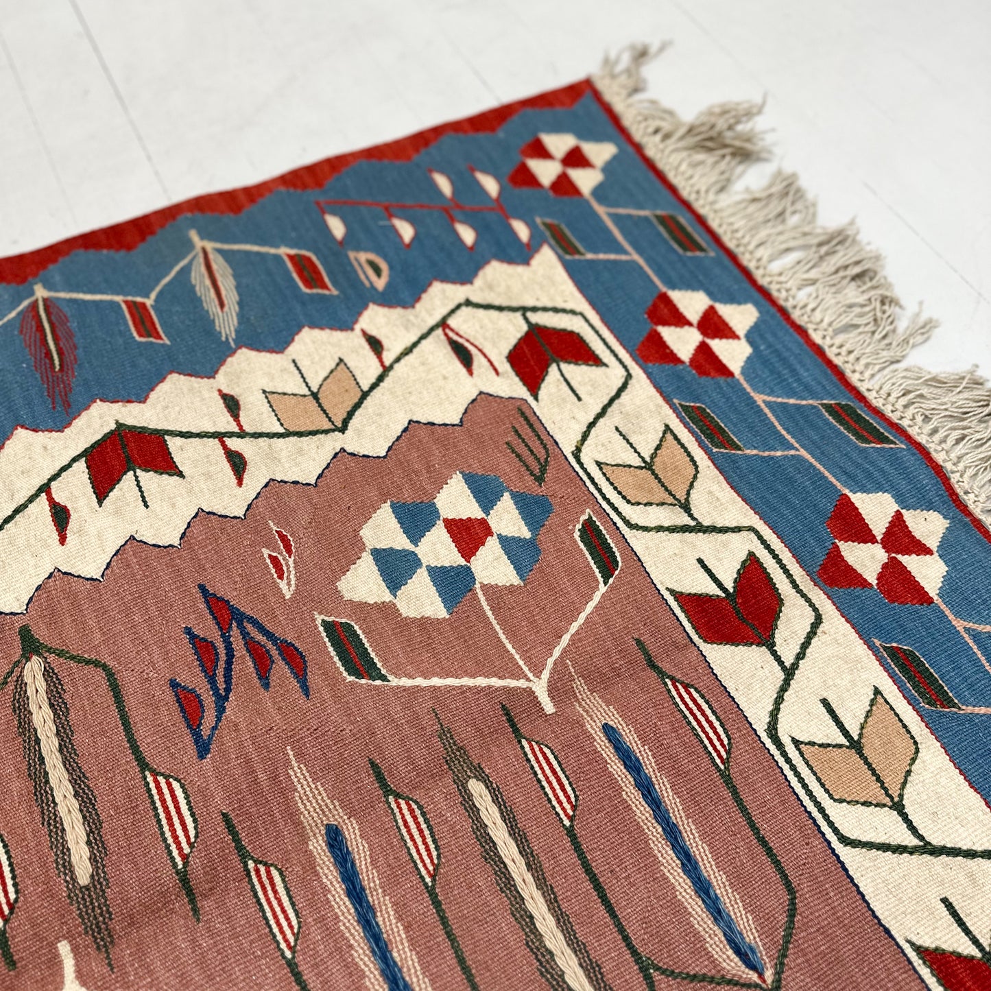 Usak Vintage Kilim Rug