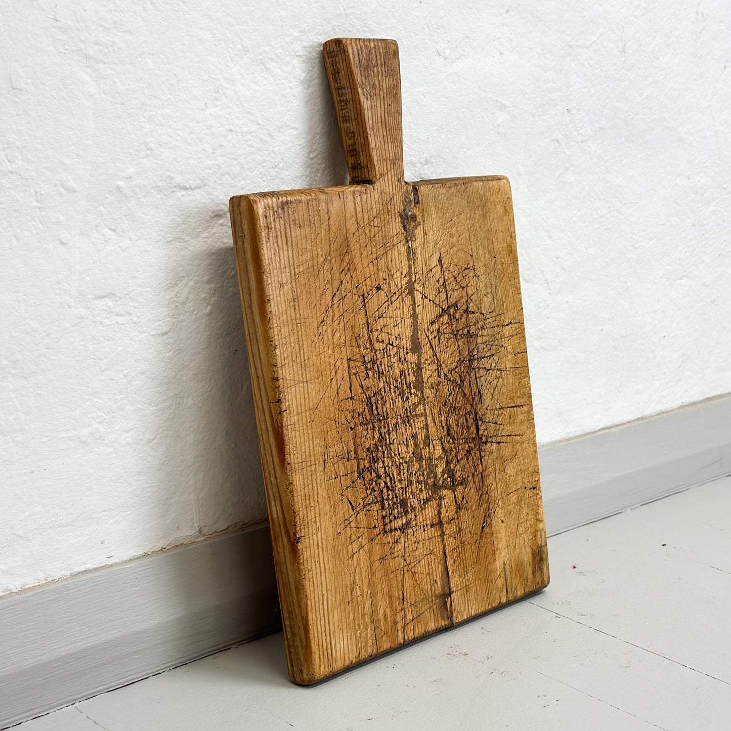 Small Waxed Vintage Chopping Board