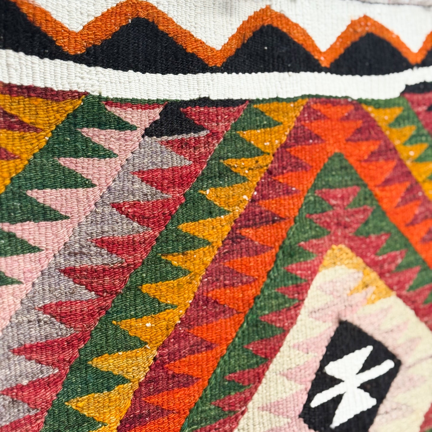 Vintage Oushak Esme Kilim Rug